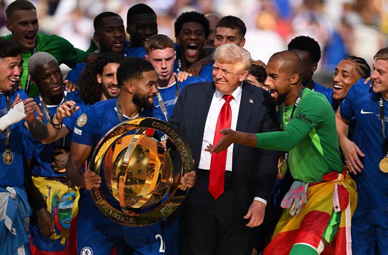 Chelsea share stage with Donald Trump after winning Club World Cup final 1 175248693729670d5c3b