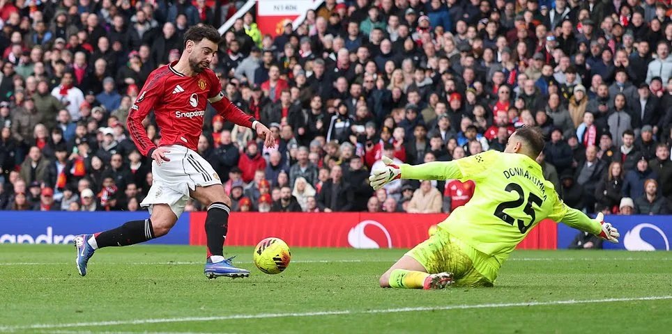 مانشستر يونايتد ضد مانشستر سيتي الدوري الإنجليزي الممتاز لايف آخر النتائج وأخبار الفريق والتحديثات حيث يتولى مايكل كاريك مسؤولية أول مباراة في الدوري في مباراة ديربي ضخمة 2 1768656380 105593919 0 image m 72 1768656248396